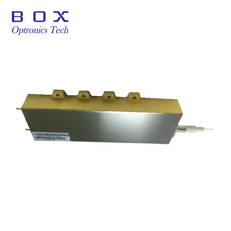 915nm 1000W Multimode polprevodnika z veliko močjo, povezana z lasersko diodo za lasersko varjenje